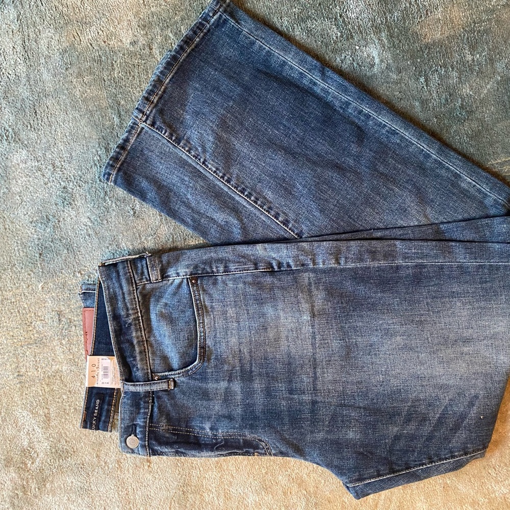 Lucky Brand Jeans 410 Athletic Straight 34W x 32L NWT